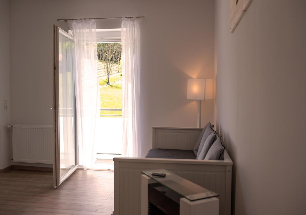 Claus Resch Appartements ليوتسشاخ المظهر الخارجي الصورة